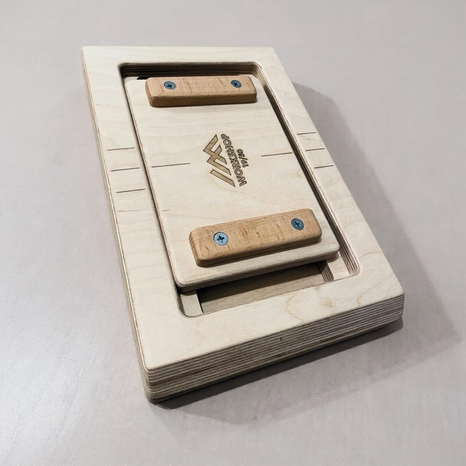 Crimp Clash Loom VS